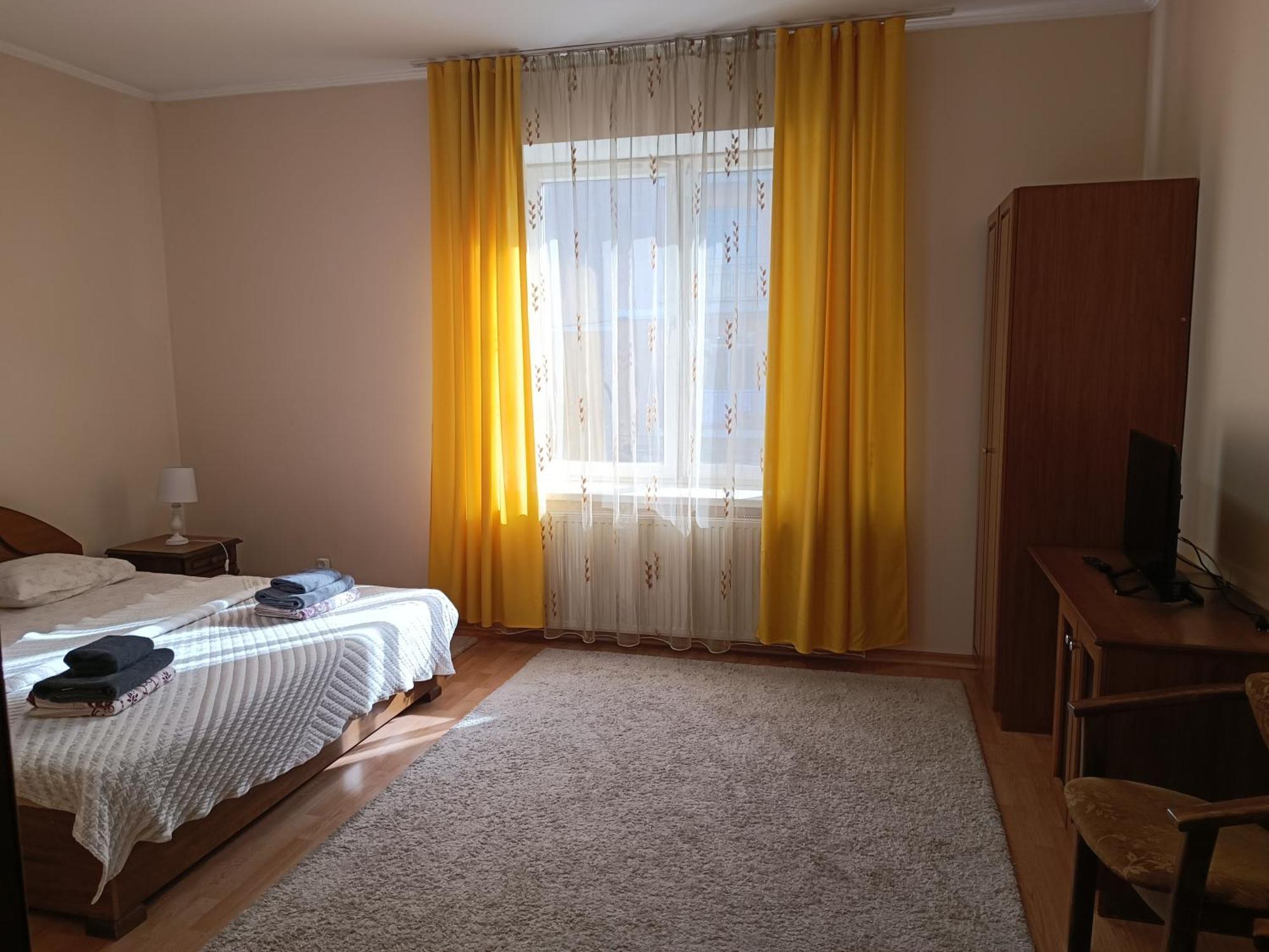 Apartments "Domovik" Івана Парканія 2А Кв 19 Moukatcheve Extérieur photo