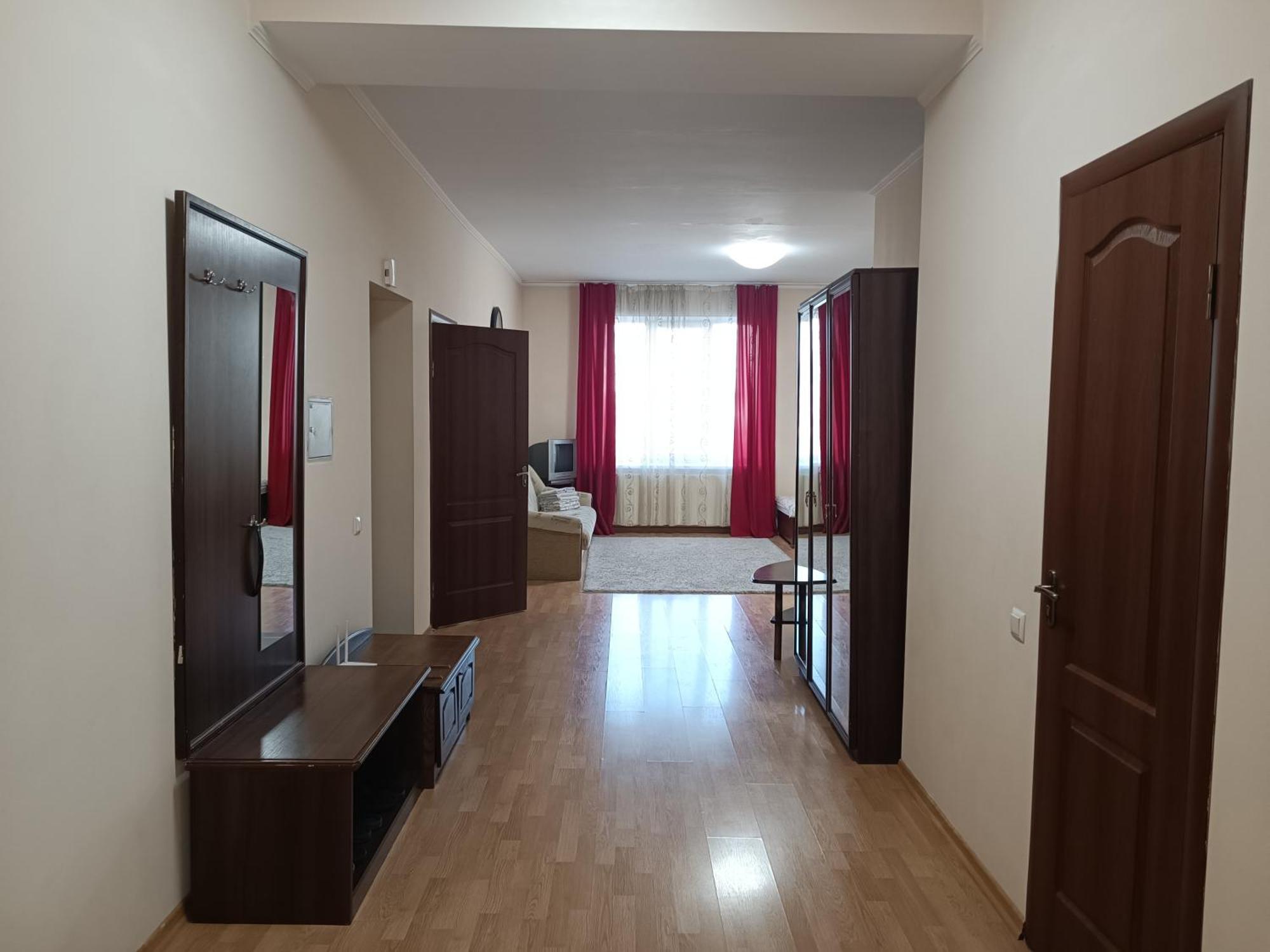 Apartments "Domovik" Івана Парканія 2А Кв 19 Moukatcheve Extérieur photo